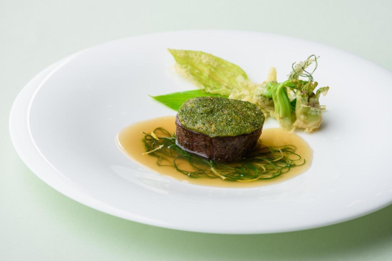 Kanazawa Tokyu Hotel Dış mekan fotoğraf A dish by Thomas Keller
