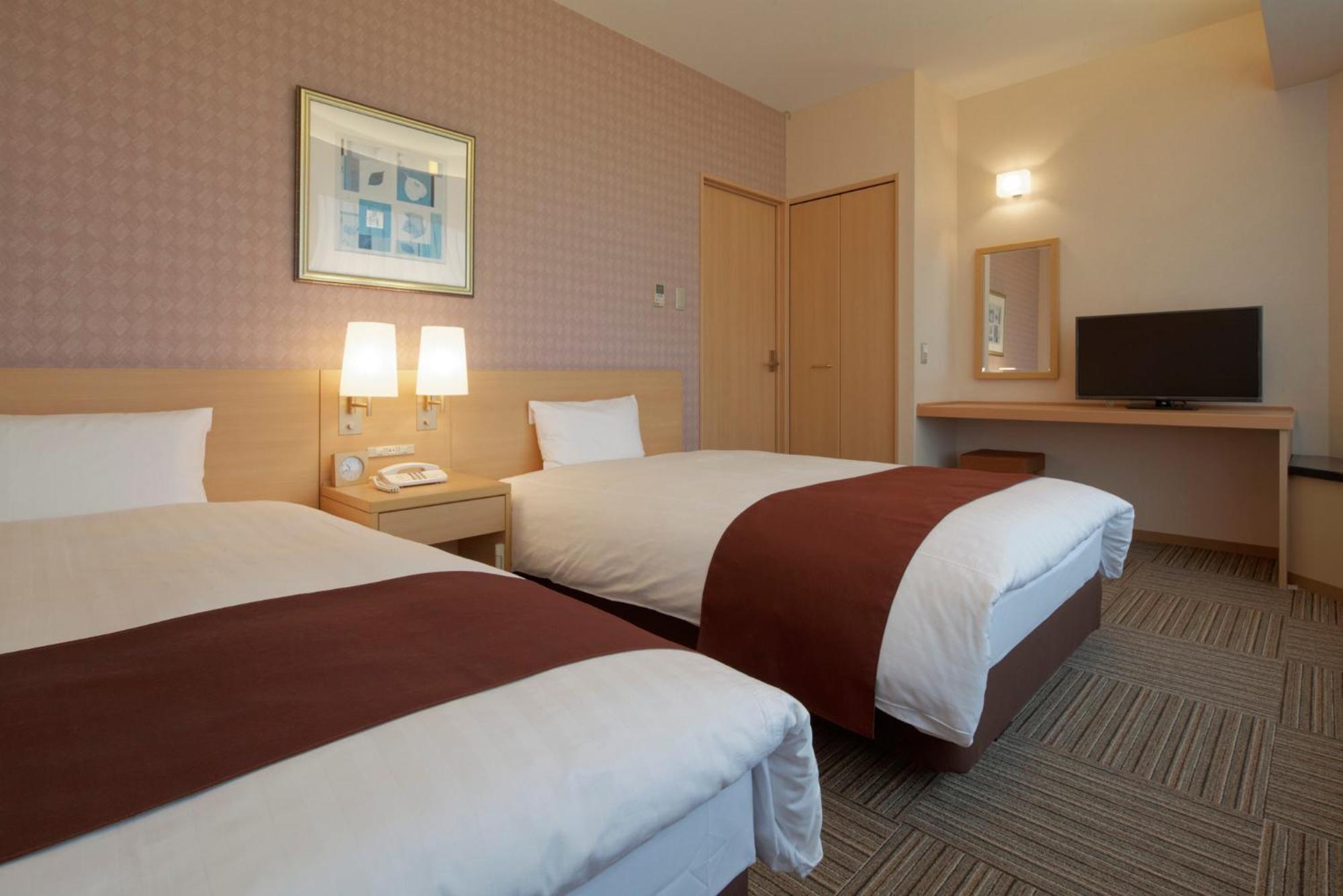Kanazawa Tokyu Hotel Dış mekan fotoğraf A typical room at the hotel